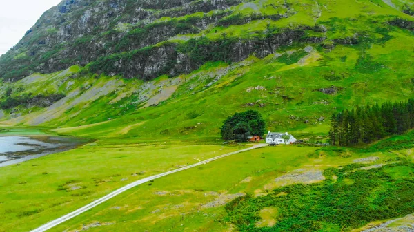 Awesome landscape of Glencoe in the Highlands of Scotland — Stock Photo, Image