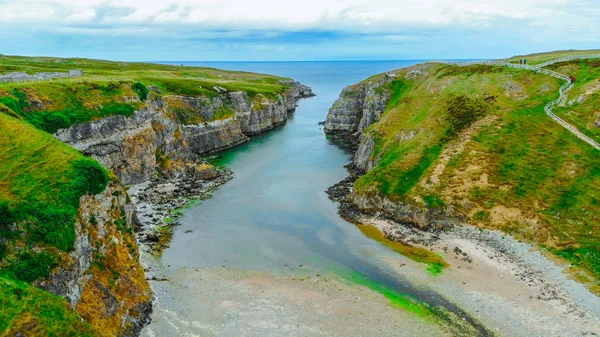 Smoo-Höhle im Hochland von Schottland in der Nähe von Haltbarkeit — Stockfoto