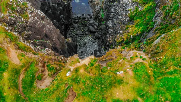 Vistas típicas en las Tierras Altas Escocesas - La Isla de Skye —  Fotos de Stock