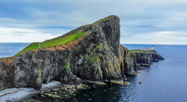 View over Neist Point on the Isle of Skye - stunning scenery — Stock Photo, Image