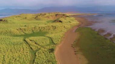 Harika dunes adlı İrlandalı west coast üzerinde uçuş