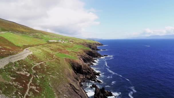 Belle péninsule de Dingle sur la côte ouest irlandaise — Video