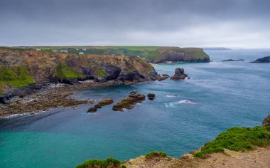 Cornwall İngiltere - kıyı şeridi, inanılmaz landcape üzerinden görünüm