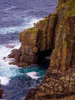 Cornwall - Celtic denizde Lands End ünlü dönüm noktası