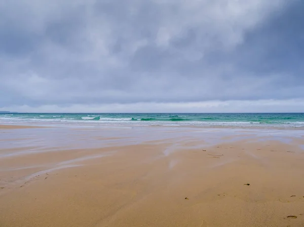 St Agnes strand Cornwall - Angliában szörfösök paradicsoma — Stock Fotó