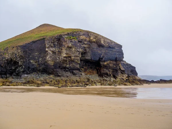 St agnes beach in cornwall - ein surferparadies in england — Stockfoto