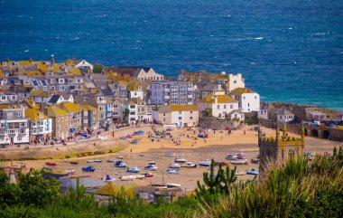 St Ives - Cornwall güzel ve ünlü bir kasabada üzerinde havadan görünümü