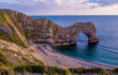 Durdle kapı - Devon sahil Dorset yakınındaki adlı ünlü bir dönüm noktası