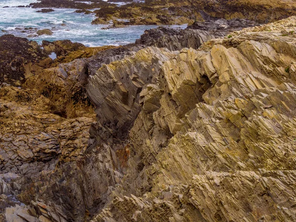 Bedruthan adımları - harika kayalık sahil şeridi Cornwall — Stok fotoğraf