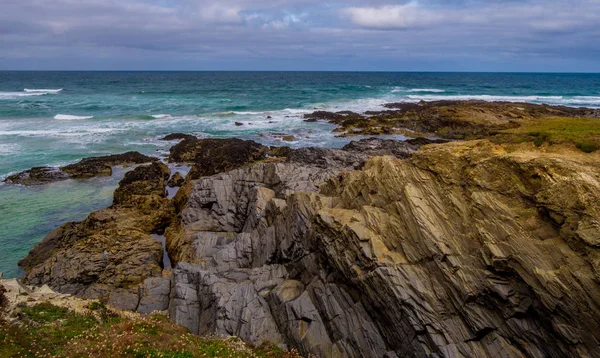 Bedruthan Steps - maravillosa costa rocosa en Cornwall —  Fotos de Stock