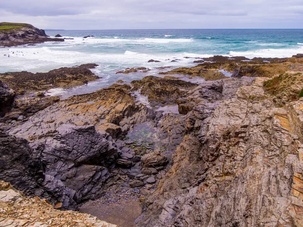 Bedruthan Steps - maravillosa costa rocosa en Cornwall —  Fotos de Stock