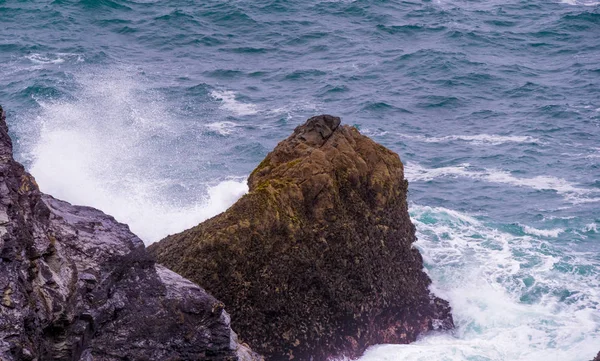 Maravillosa costa de Cornualles en Inglaterra - un hito popular — Foto de Stock