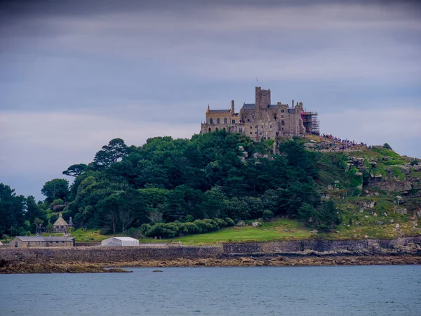 St Michaels Mount na pobřeží Marazion v Cornwallu — Stock fotografie