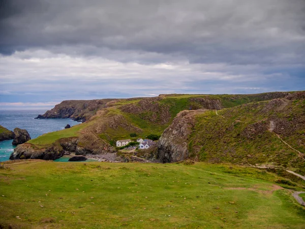 Cornwall İngiltere - kıyı şeridi, inanılmaz landcape üzerinden görünüm — Stok fotoğraf