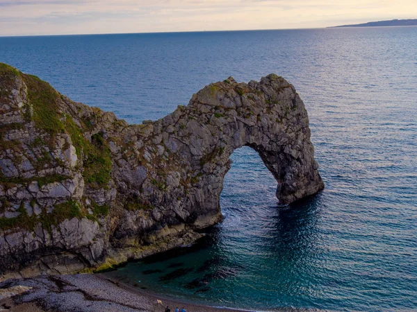Durdle kapı - Devon sahil Dorset yakınındaki adlı ünlü bir dönüm noktası — Stok fotoğraf