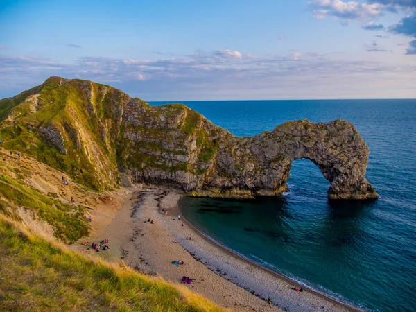 Durdle kapı - Devon sahil Dorset yakınındaki adlı ünlü bir dönüm noktası — Stok fotoğraf