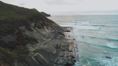 Cornwall kıyı şeridi üzerinde havadan görünümü