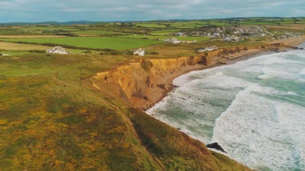Aerial view over the coastline in Cornwall — Stock Video