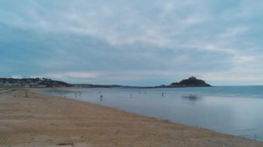 Cornwall kıyı şeridi üzerinde havadan görünümü