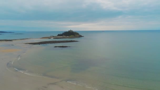 Vue aérienne sur le littoral de Cornouailles — Video