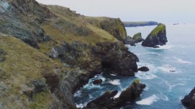 Cornwall sahil Celtic deniz - hava drone uçuş muhteşem manzara