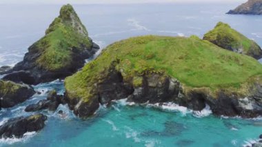 Cornwall kıyı şeridi üzerinde havadan görünümü