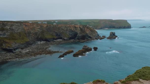 De Cornish kust bij Portreath in Cornwall, Engeland — Stockvideo