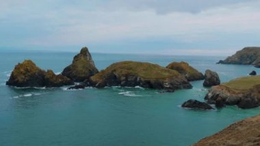 Cornwall İngiltere - kıyı şeridi, inanılmaz landcape üzerinden görünüm