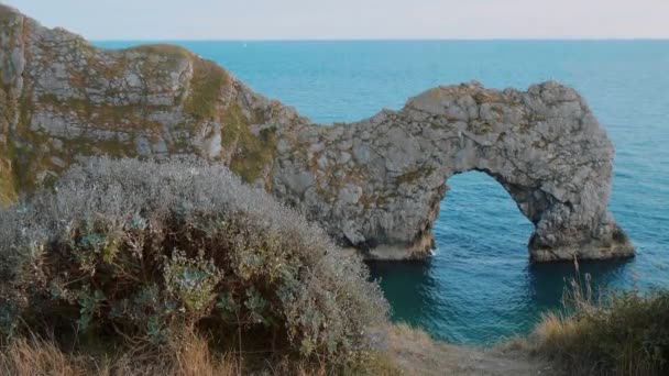 Luoghi più belli in Inghilterra - Durdle Door vicino Dorset — Video Stock