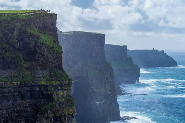 The famous Cliffs of Moher at the Irish west coast on a misty day — Stock Photo, Image