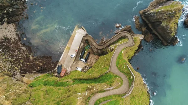 아일랜드의 웨스트 코스트에 공중 전망을 Dunquin 부두 — 스톡 사진