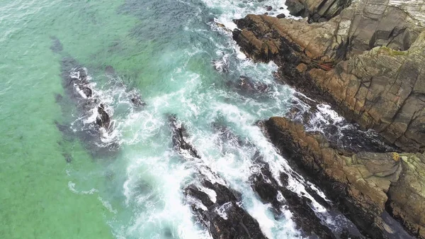 Aerial view over the wild Atlantic Ocean in Ireland — Stock Photo, Image