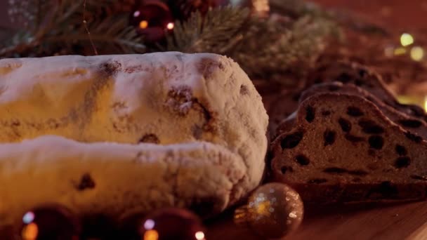 Stollen de Natal tradicional - o bolo famoso de XMas — Vídeo de Stock