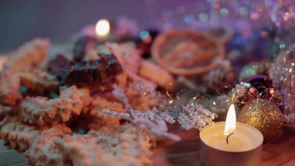 典型的圣诞节背景与饼干和 spritz 饼干 — 图库视频影像