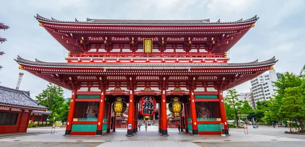 Templo mais famoso em Tóquio - O Templo Senso-Ji em Asakusa — Fotografia de Stock