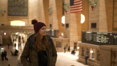 Grand Central Station New York genç kadın