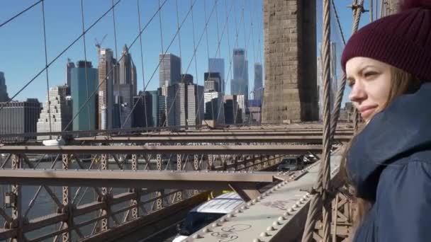 Úžasný výhled na panorama z New Yorku Brooklyn Bridge — Stock video