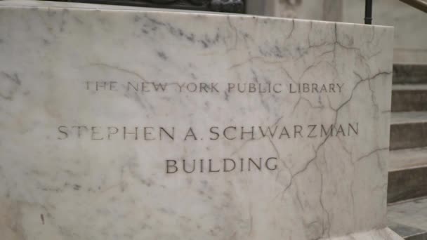 New York Public Library Stephen Schwarzman budova — Stock video