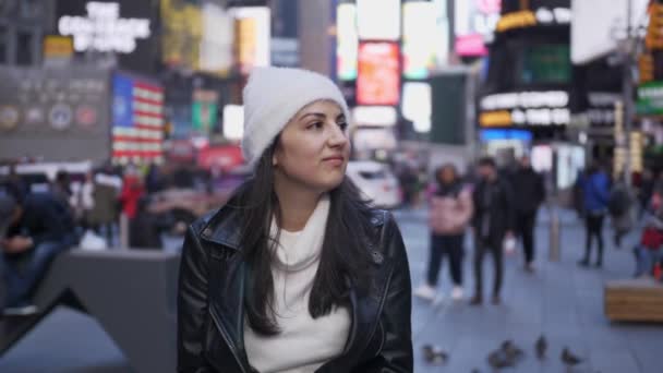 뉴욕 휴가 여행에 터키 소녀 — 비디오