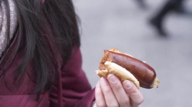 New York'ta ünlü sosis tipik sokak gıda