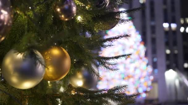 Vacker jul dekoration i staden — Stockvideo