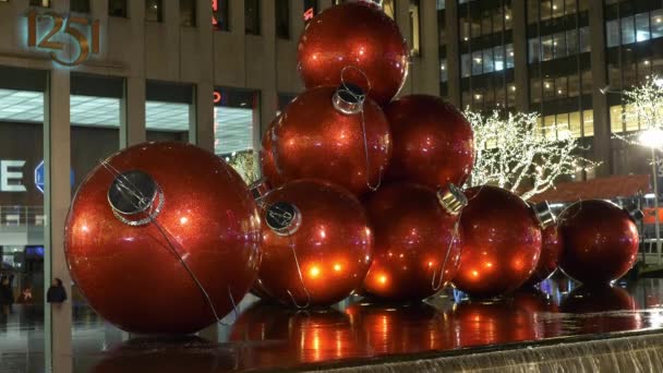 Maravillosa decoración navideña en las calles de Nueva York — Vídeo de stock