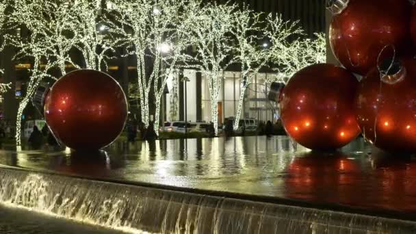 Maravillosa decoración navideña en las calles de Nueva York — Vídeo de stock