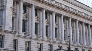 Whitehall Londra'daki tipik binalar