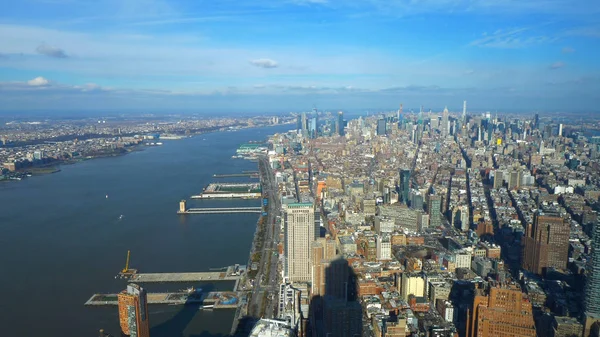 El río Hudson en Nueva York y Manhattan desde arriba — Foto de Stock