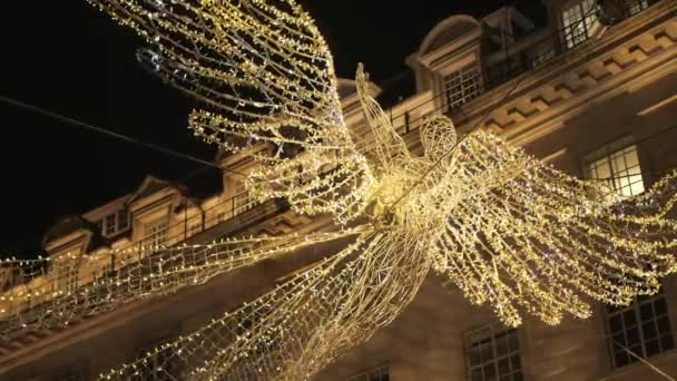 Úžasné vánoční dekorace v Londýně Regent street - Londýn - Anglie - 15. prosince 2018 — Stock video