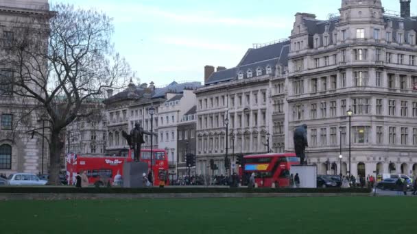 Πλατεία του Κοινοβουλίου στο Λονδίνο - Λονδίνο - Αγγλία - 15 Δεκεμβρίου 2018 — Αρχείο Βίντεο