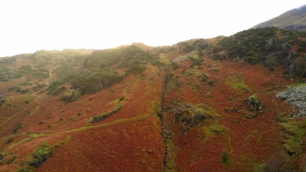 Lake District National Park Engeland luchtfoto drone weergave — Stockvideo