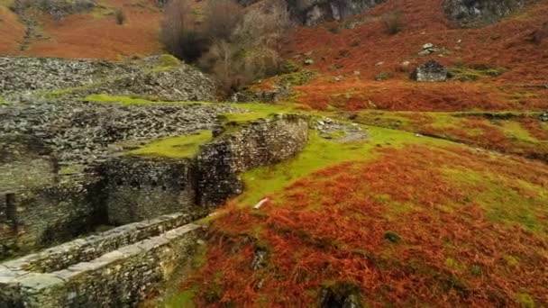 Ruiny Starého Měděný Důl Národním Parku Lake District Cestovatelské Fotografie — Stock video