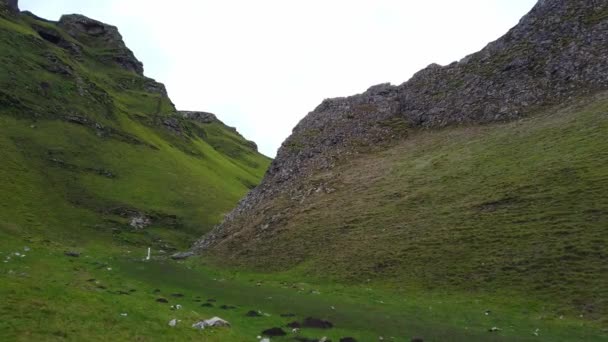 Winnats Pass Peak district Ulusal Park İngiltere'de sahne çarpıcı — Stok video